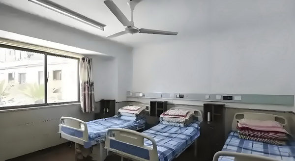 深圳怎么做到人才落户_不会唱歌却开演唱会，58岁的郑伊健消费情怀？ 为游务的供服各种客提设施